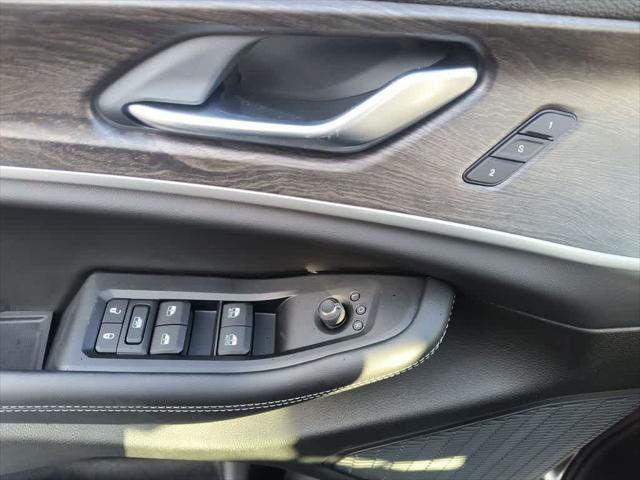 2025 Jeep Grand Cherokee L Limited 4x4
