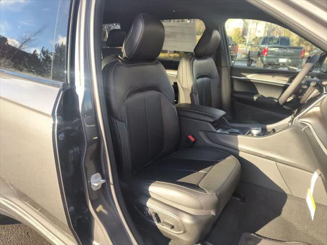 2025 Jeep Grand Cherokee L Limited 4x4