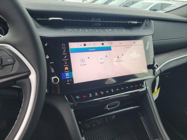 2026 Jeep Grand Cherokee Altitude 4x4