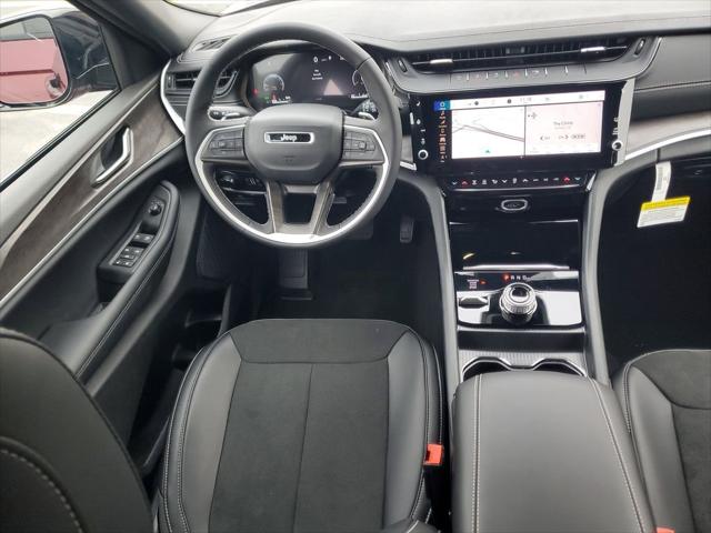 2026 Jeep Grand Cherokee Altitude 4x4