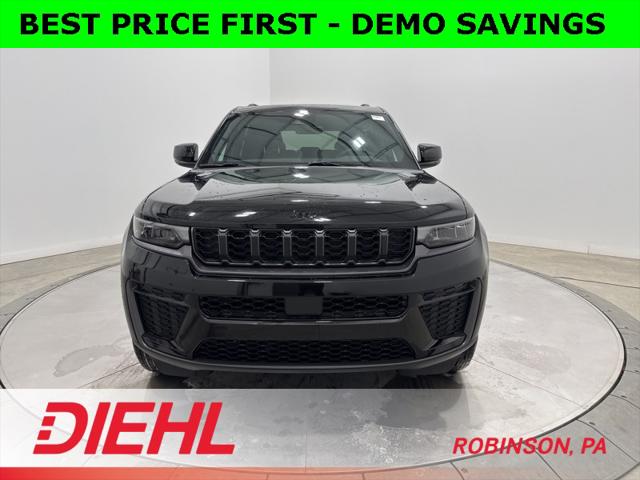 2026 Jeep Grand Cherokee GRAND CHEROKEE LAREDO ALTITUDE 4X4
