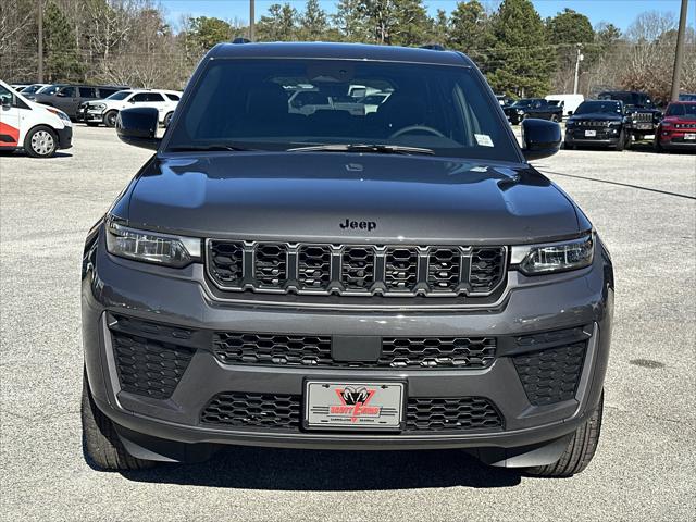 2026 Jeep Grand Cherokee GRAND CHEROKEE LAREDO ALTITUDE 4X2