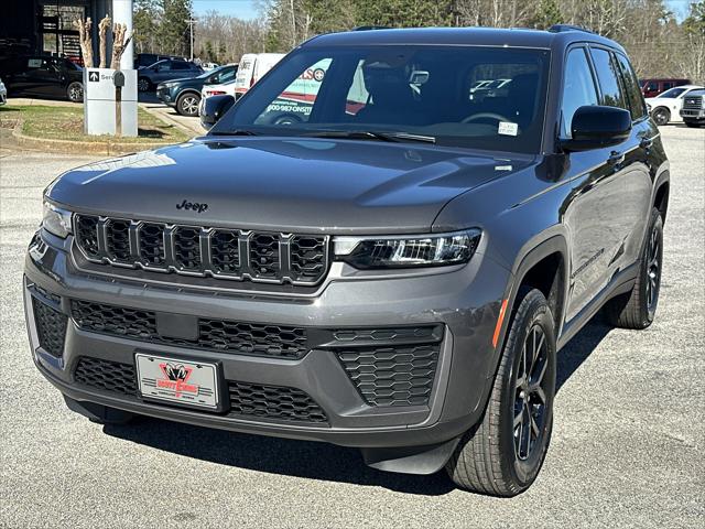 2026 Jeep Grand Cherokee Altitude 4x2