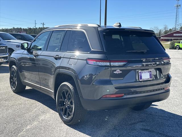 2026 Jeep Grand Cherokee Altitude 4x2