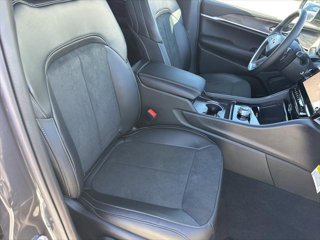 2026 Jeep Grand Cherokee Altitude 4x2