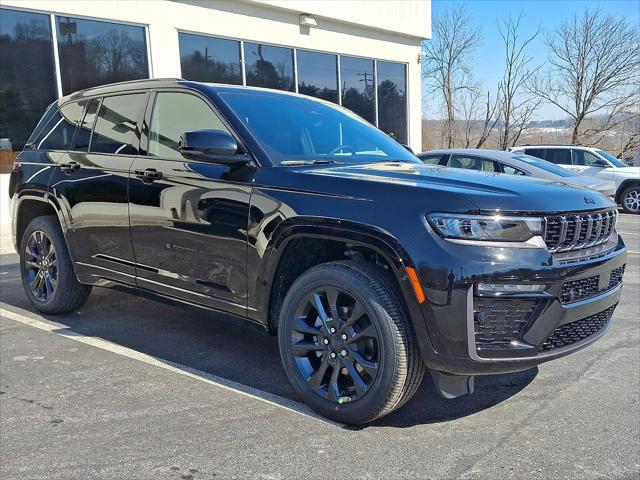 2026 Jeep Grand Cherokee GRAND CHEROKEE LIMITED RESERVE 4X4