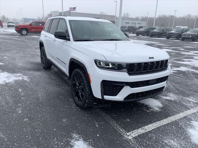 2026 Jeep Grand Cherokee GRAND CHEROKEE LAREDO ALTITUDE 4X4