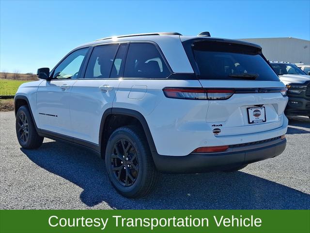2026 Jeep Grand Cherokee GRAND CHEROKEE LAREDO ALTITUDE 4X4 2026 Jeep Grand Cherokee GRAND CHEROKEE LAREDO ALTITUDE 4X4