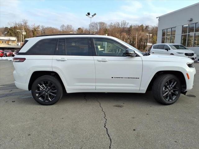 2026 Jeep Grand Cherokee GRAND CHEROKEE LIMITED RESERVE 4X4