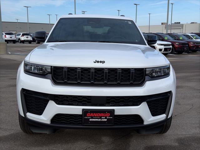 2026 Jeep Grand Cherokee GRAND CHEROKEE ALTITUDE 4X4