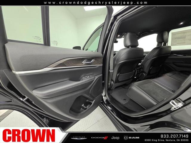 2026 Jeep Grand Cherokee Altitude 4x2