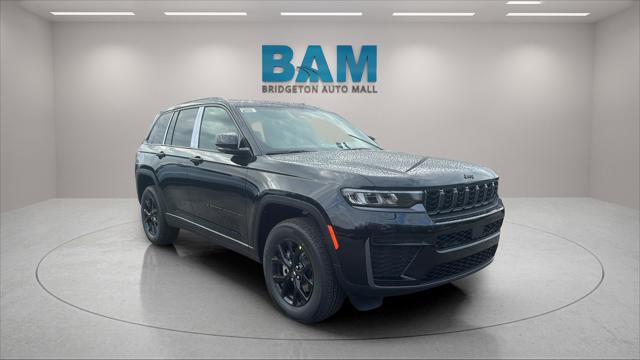 2026 Jeep Grand Cherokee GRAND CHEROKEE ALTITUDE 4X4