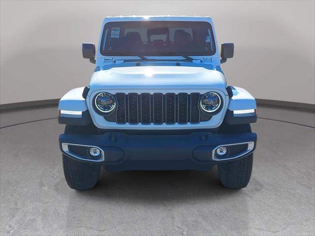 2026 Jeep Gladiator GLADIATOR SAHARA 4X4