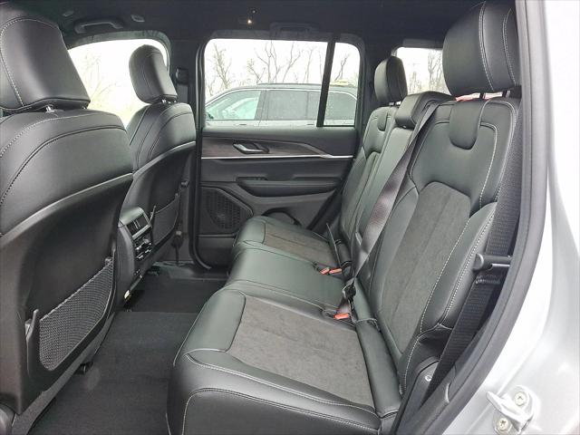 2026 Jeep Grand Cherokee Altitude 4x4