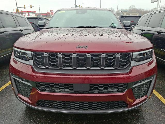 2026 Jeep Grand Cherokee GRAND CHEROKEE LAREDO ALTITUDE 4X4