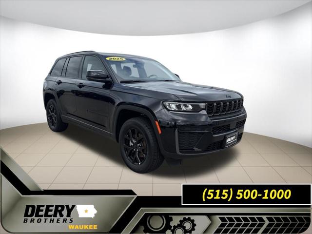 2026 Jeep Grand Cherokee Altitude 4x4 for sale in Waukee, IA