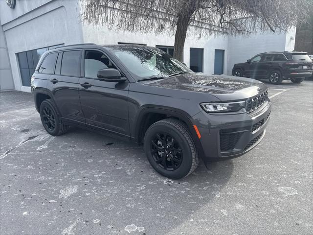 2026 Jeep Grand Cherokee GRAND CHEROKEE LAREDO ALTITUDE 4X4 2026 Jeep Grand Cherokee GRAND CHEROKEE LAREDO ALTITUDE 4X4