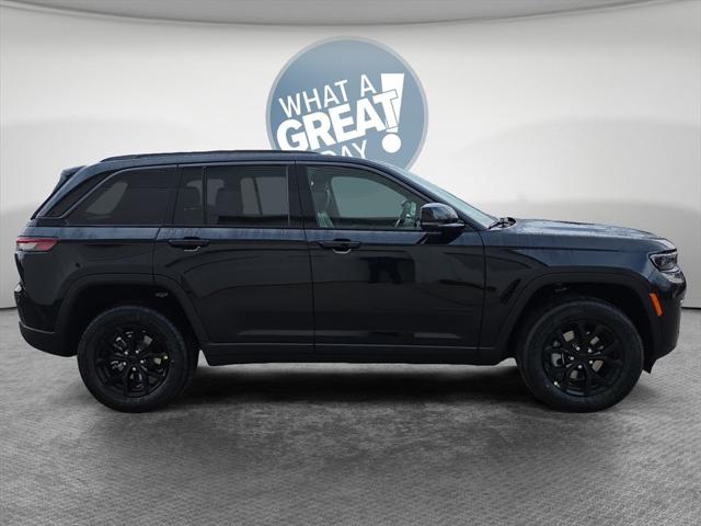2026 Jeep Grand Cherokee GRAND CHEROKEE ALTITUDE 4X4