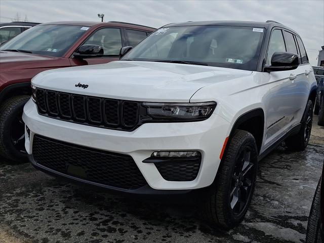 2025 Jeep Grand Cherokee GRAND CHEROKEE LIMITED 4X4