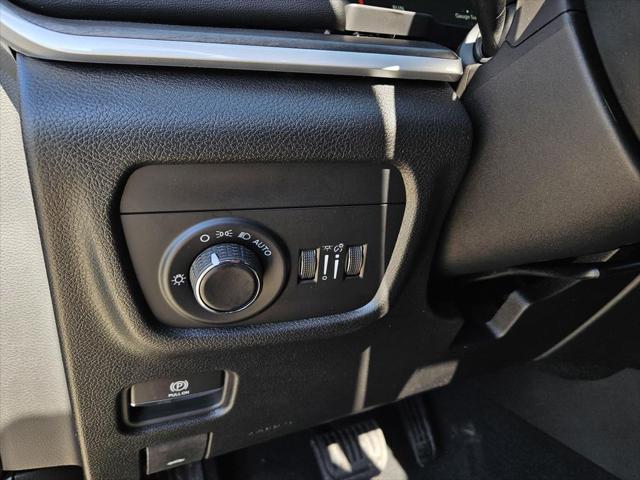 2026 Jeep Grand Cherokee Altitude 4x2