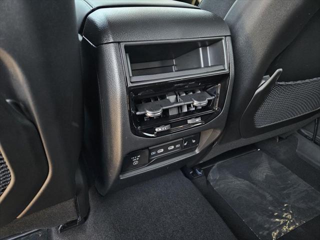 2026 Jeep Grand Cherokee Altitude 4x2