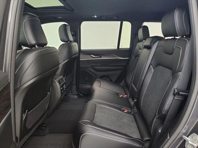 2026 Jeep Grand Cherokee Altitude 4x4