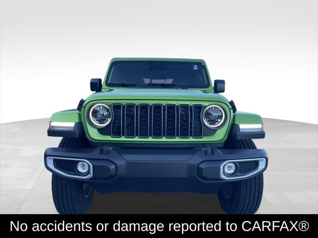 2026 Jeep Gladiator GLADIATOR SAHARA 4X4