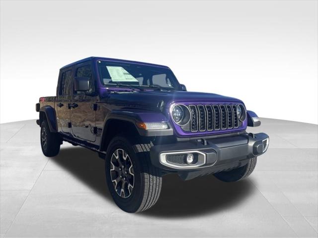 2026 Jeep Gladiator GLADIATOR SAHARA 4X4