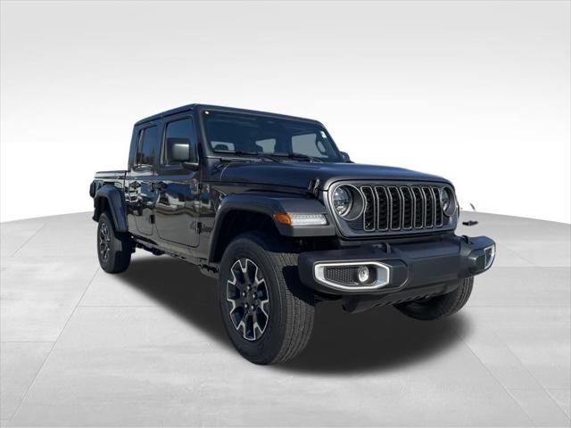 2026 Jeep Gladiator GLADIATOR SAHARA 4X4