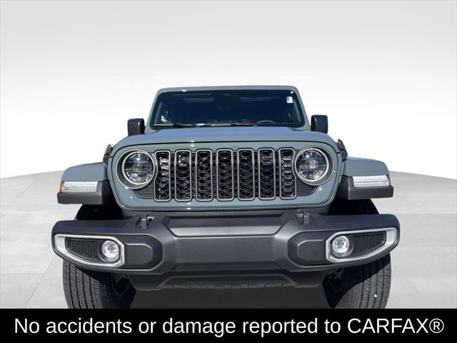 2026 Jeep Gladiator GLADIATOR SAHARA 4X4