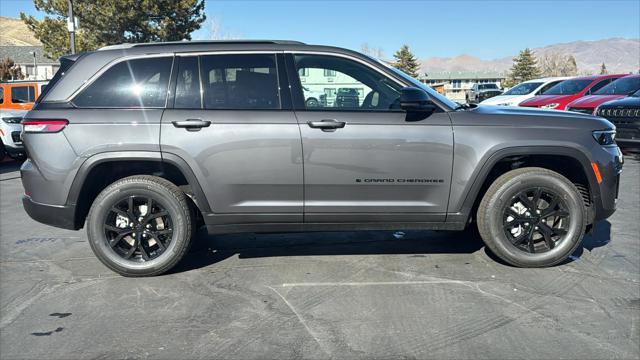 2026 Jeep Grand Cherokee GRAND CHEROKEE LAREDO ALTITUDE 4X4