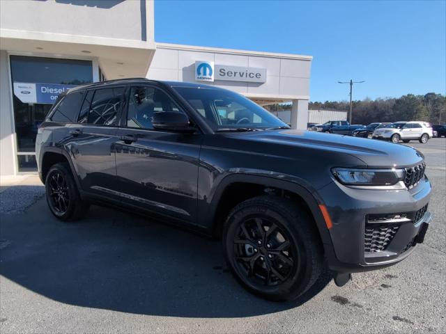 2026 Jeep Grand Cherokee GRAND CHEROKEE ALTITUDE 4X4
