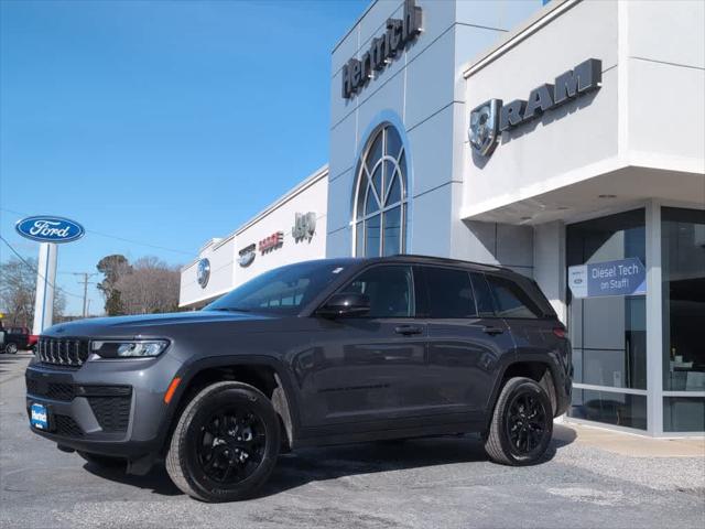 2026 Jeep Grand Cherokee GRAND CHEROKEE LAREDO ALTITUDE 4X4