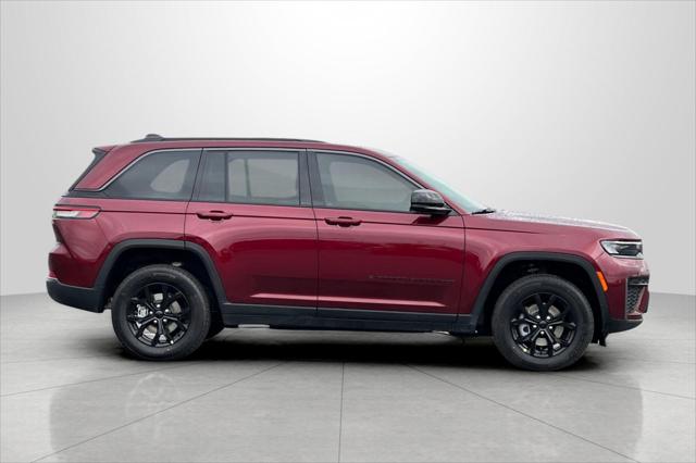 2026 Jeep Grand Cherokee GRAND CHEROKEE LAREDO ALTITUDE 4X4