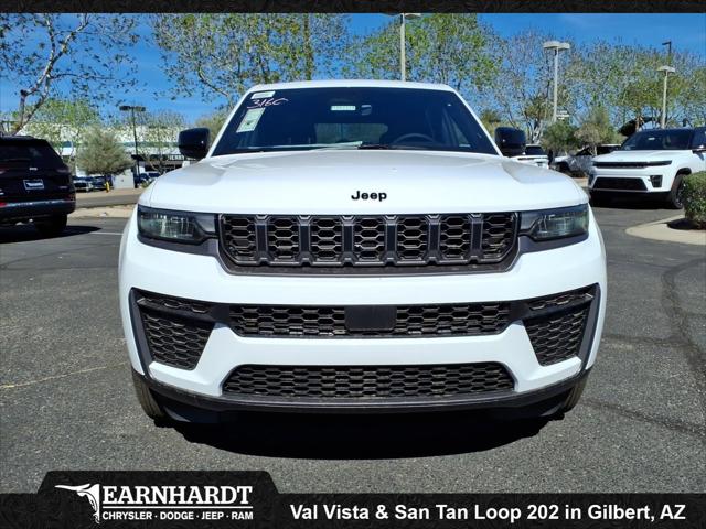 2026 Jeep Grand Cherokee GRAND CHEROKEE LAREDO ALTITUDE 4X2
