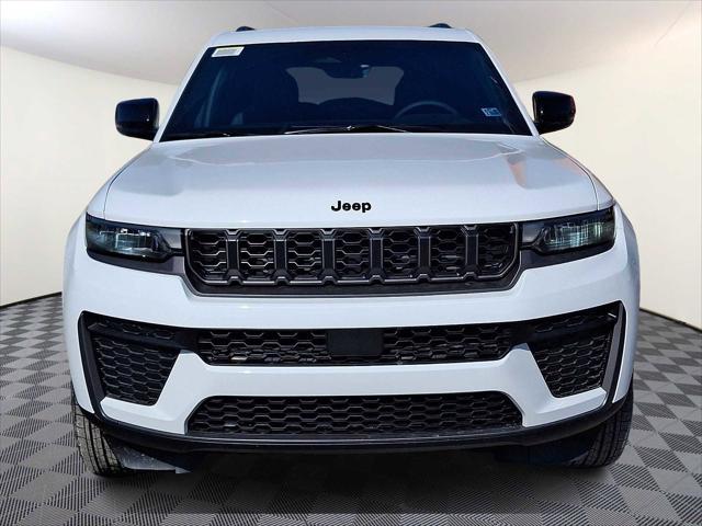 2026 Jeep Grand Cherokee GRAND CHEROKEE LAREDO ALTITUDE 4X4 2026 Jeep Grand Cherokee GRAND CHEROKEE LAREDO ALTITUDE 4X4