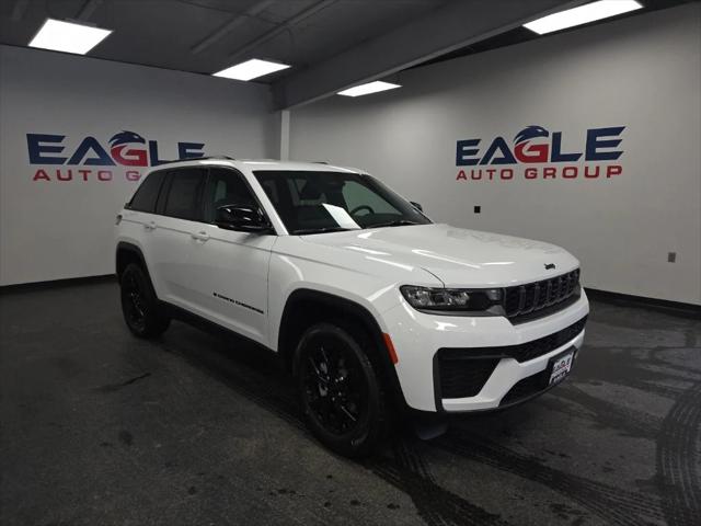 2026 Jeep Grand Cherokee GRAND CHEROKEE LAREDO ALTITUDE 4X4 2026 Jeep Grand Cherokee GRAND CHEROKEE LAREDO ALTITUDE 4X4