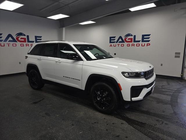 2026 Jeep Grand Cherokee GRAND CHEROKEE LAREDO ALTITUDE 4X4