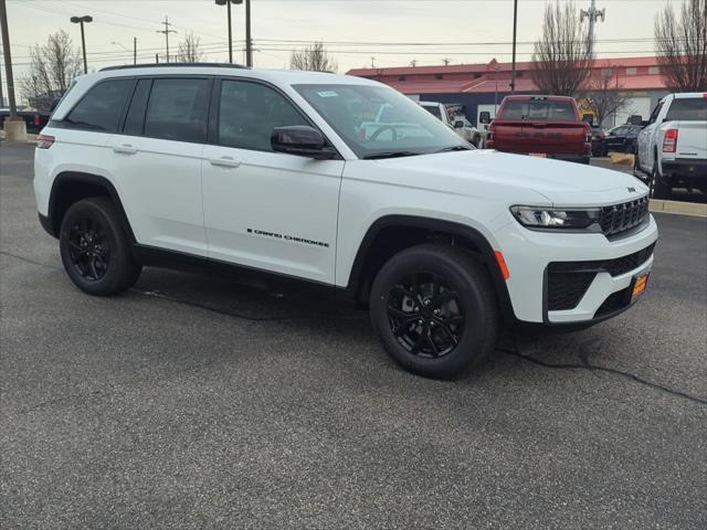 2026 Jeep Grand Cherokee GRAND CHEROKEE LAREDO ALTITUDE 4X4