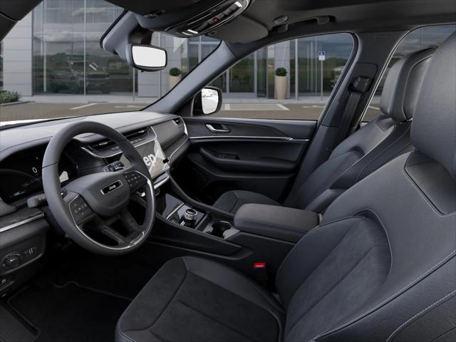 2026 Jeep Grand Cherokee Altitude 4x2