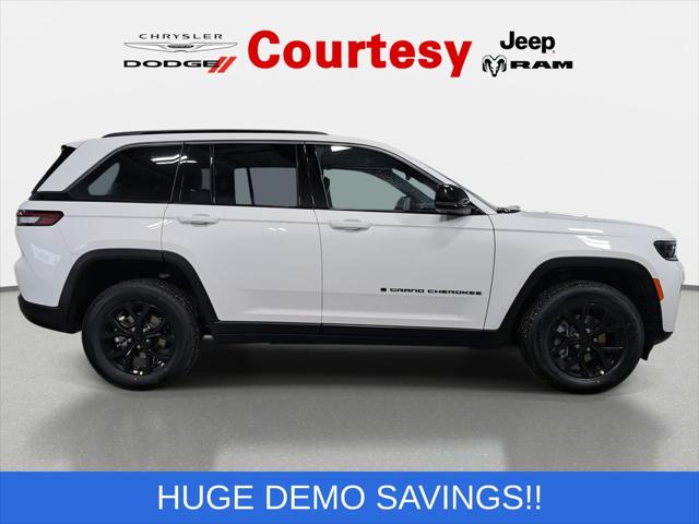 2026 Jeep Grand Cherokee Altitude 4x4