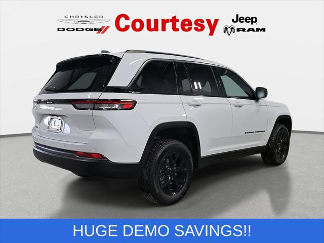 2026 Jeep Grand Cherokee Altitude 4x4
