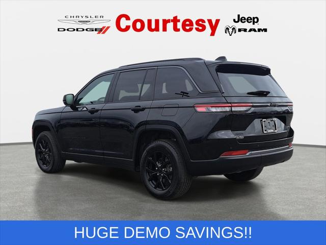 2026 Jeep Grand Cherokee Altitude 4x4
