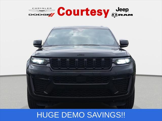 2026 Jeep Grand Cherokee Altitude 4x4