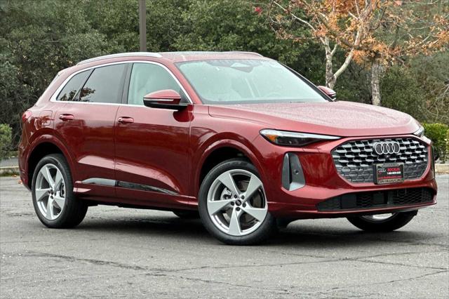 2025 Audi Q5 Premium Plus TFSI quattro S tronic