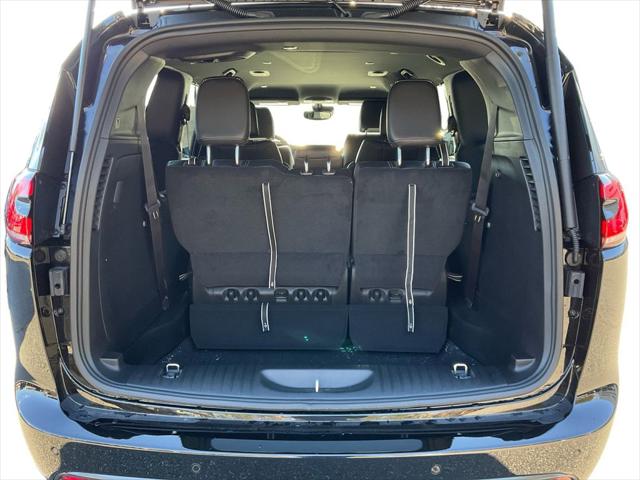 2026 Chrysler Pacifica Select AWD