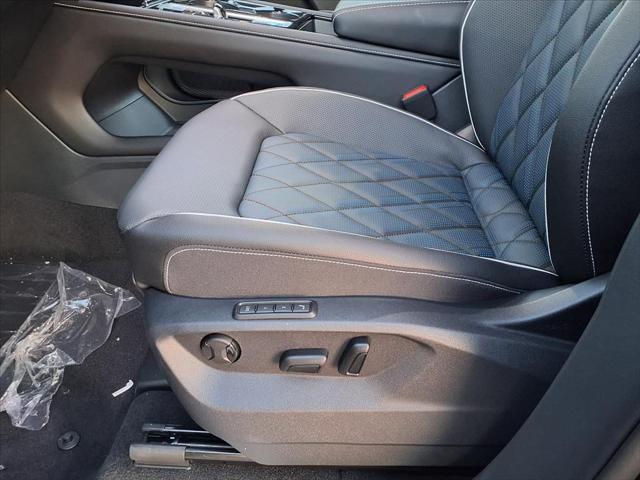 2026 Volkswagen Atlas Cross Sport SEL Premium R-Line