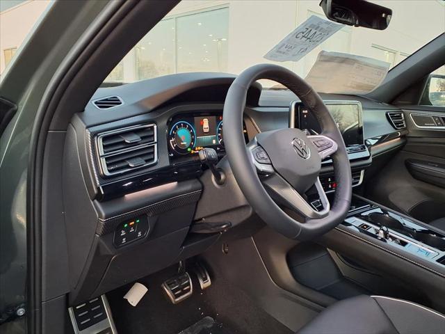 2026 Volkswagen Atlas Cross Sport SEL Premium R-Line