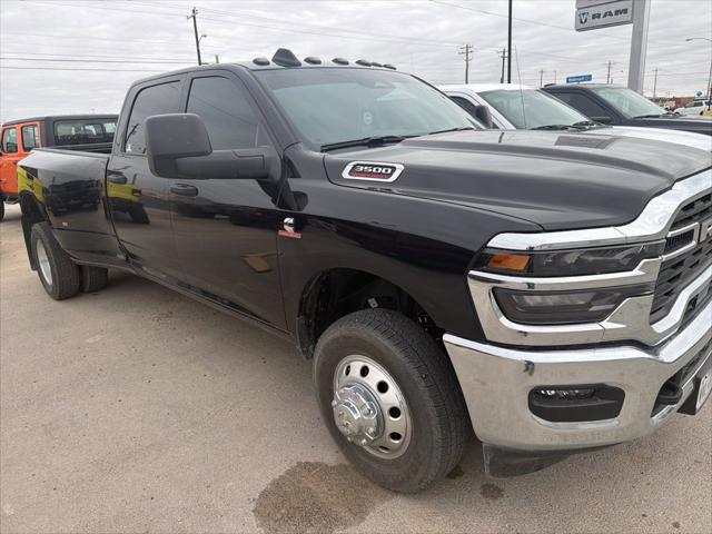 2025 RAM 3500 Tradesman Crew Cab 4x4 8 Box 2025 RAM 3500 Tradesman Crew Cab 4x4 8 Box
