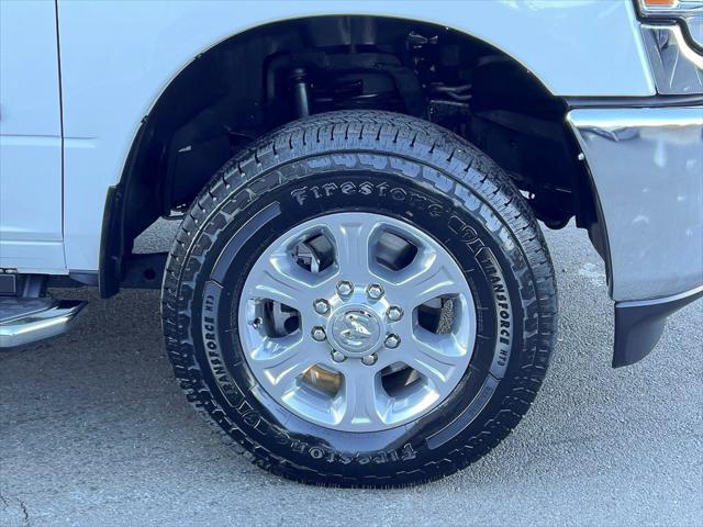 2024 RAM 2500 Big Horn Crew Cab 4x4 64 Box 2024 RAM 2500 Big Horn Crew Cab 4x4 64 Box